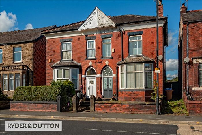 4 Bedroom Semi-detached House For Sale In Rochdale Road, Middleton, Manchester, M24