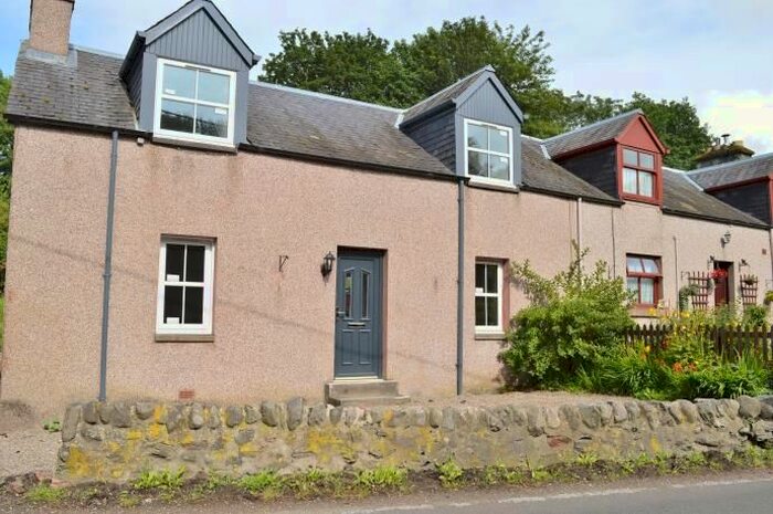 2 Bedroom Cottage To Rent In Balmoral Road, Rattray, Blairgowrie, PH10