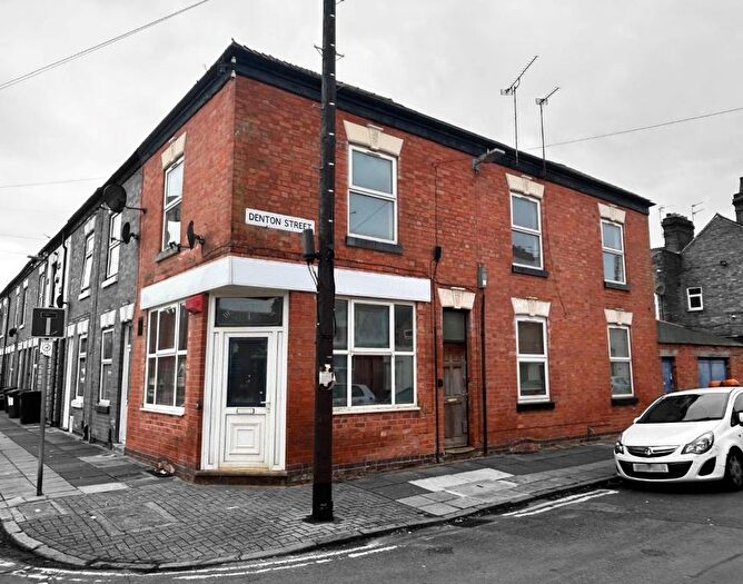 2 Bedroom Block Of Flats For Sale In Denton Street, Near Hinckley Road, Leicester, LE3
