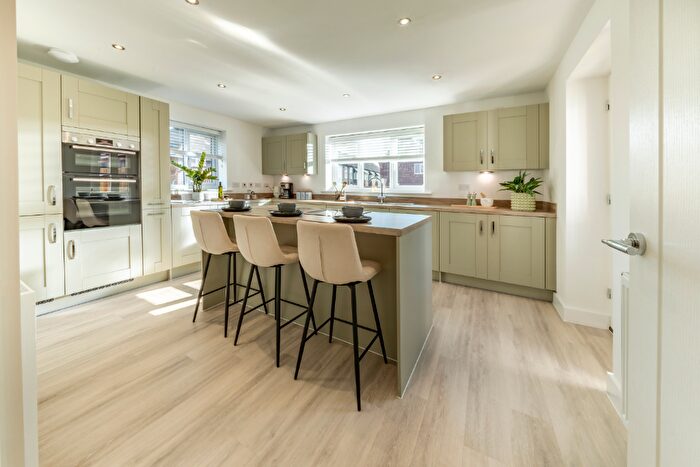 4 Bedroom Detached House For Sale In London Road, Wymondham, NR18