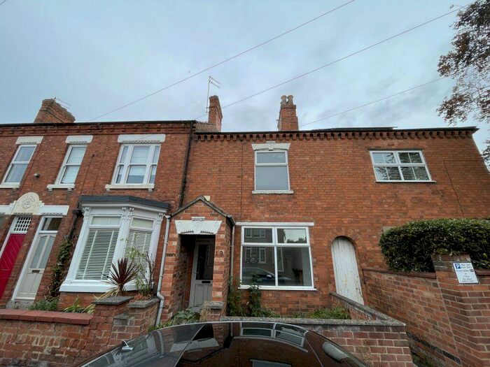 3 Bedroom Terraced House To Rent In Cambridge Street, Loughborough, LE11