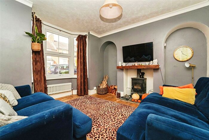 3 Bedroom Terraced House For Sale In Windsor Road, Evesham, Worcestershire, WR11