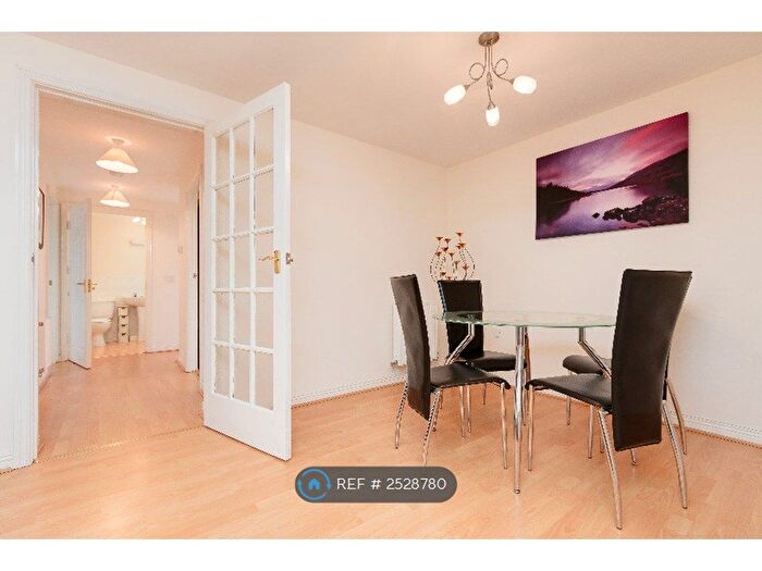 2 Bedroom Flat To Rent In South Terrace Court, Stoke On Trent, ST4