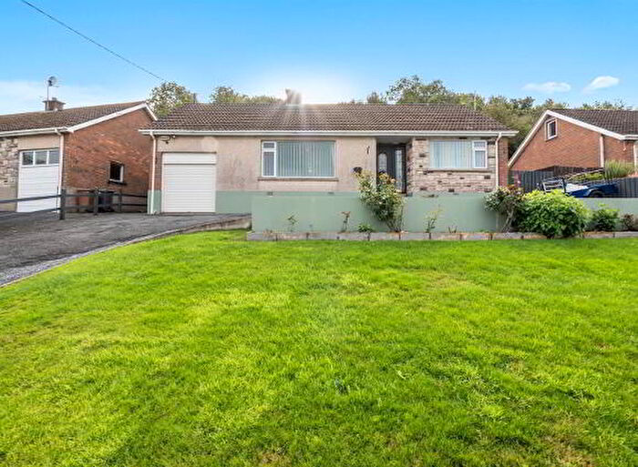 3 Bedroom Detached Bungalows For Sale In Moss Road, Ballynahinch, BT24