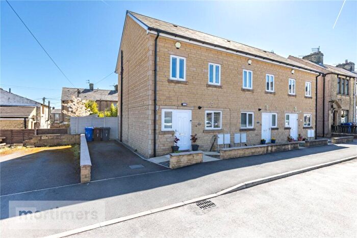 3 Bedroom End Of Terrace House For Sale In Newton Street, Oswaldtwistle, Accrington, Lancashire, BB5