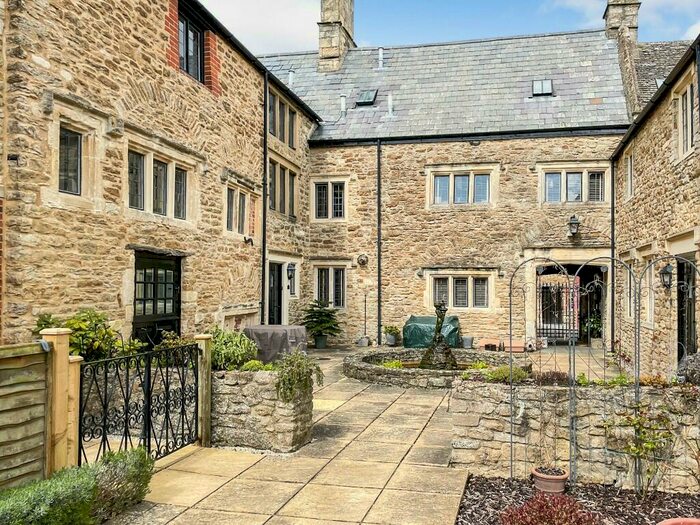 2 Bedroom Character Property For Sale In Manor House, High Street, SN6