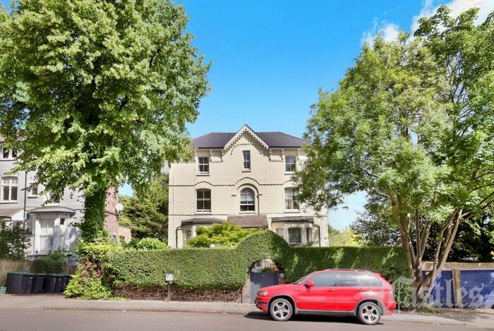 1 Bedroom Flat To Rent In Haringey Park, N8