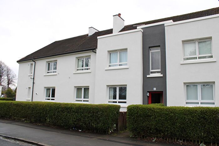 2 Bedroom Flat To Rent In Montgomery Road, Paisley, PA3