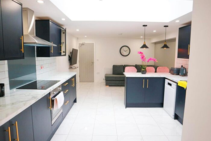 5 Bedroom Terraced House To Rent In Hugh Road, Coventry, CV3