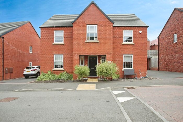 4 Bedroom Detached House For Sale In Lincoln Drive, Houlton, Rugby, CV23