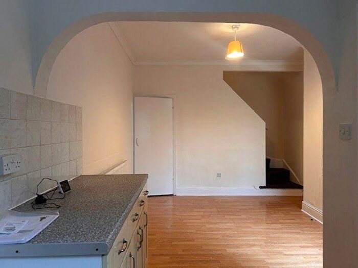 2 Bedroom House To Rent In Student Property Close To Markeaton Campus, DE22