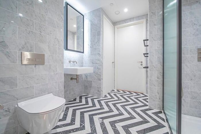 Studio For Sale In Marsh Wall, E14