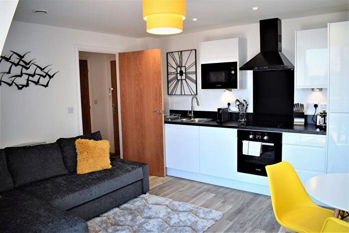 1 Bedroom Flat To Rent In Surrey Street, Trelawny House Surrey Street, BS2