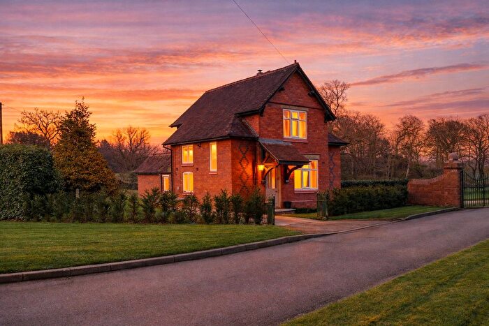 2 Bedroom Detached House For Sale In The Lodge Wirswall Whitchurch, Cheshire East, SY13