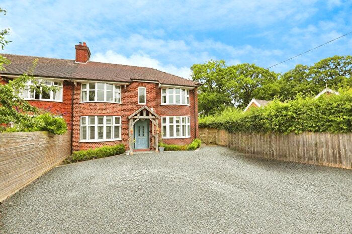 4 Bedroom Semi-Detached House For Sale In Avalon, School Lane, Warmingham, CW11