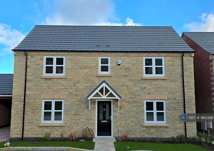 4 Bedroom Detached House To Rent In Yeoman Drive, Crich, DE4