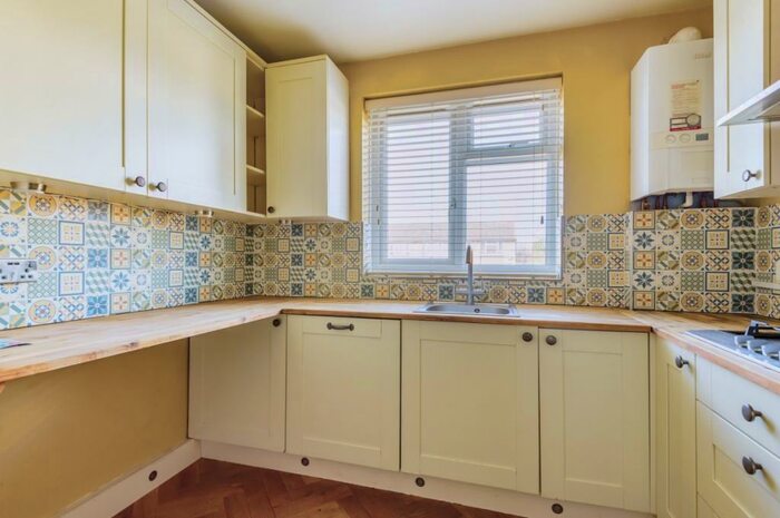 2 Bedroom Flat To Rent In Southwood Road London, SE9