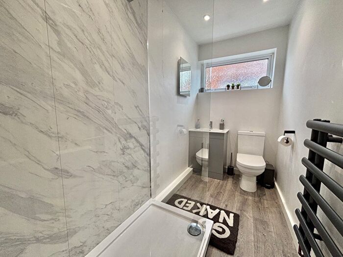 2 Bedroom Semi-Detached Bungalow For Sale In Beaufort Close, Desford, Leicester, Leicestershire., LE9