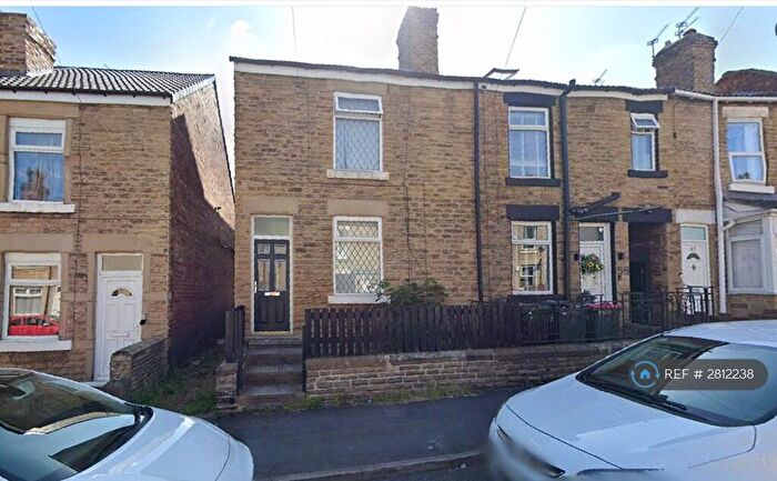 2 Bedroom Semi-Detached House To Rent In Sandymount Road, Rotherham, S63