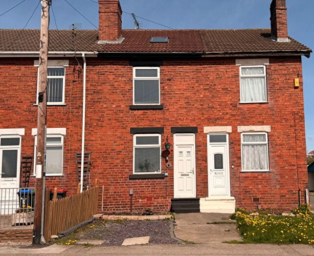 3 Bedroom Terraced House To Rent In Pinxton Lane, Nottingham, NG17