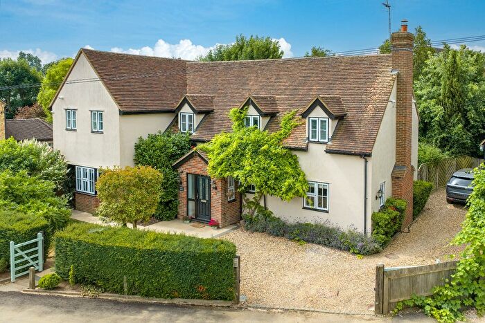 5 Bedroom Detached House For Sale In Clophill Road, Silsoe, Bedford, Bedfordshire, MK45