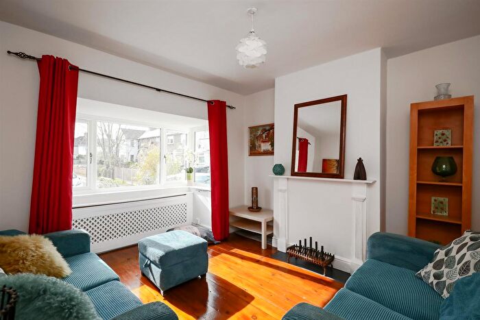 4 Bedroom Terraced House To Rent In Mashie Road, Acton, W3