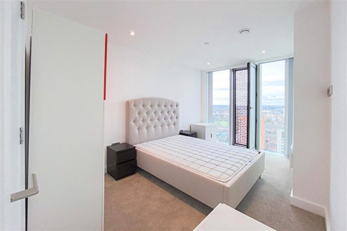 2 Bedroom Apartment To Rent In Elizabeth Tower, M15