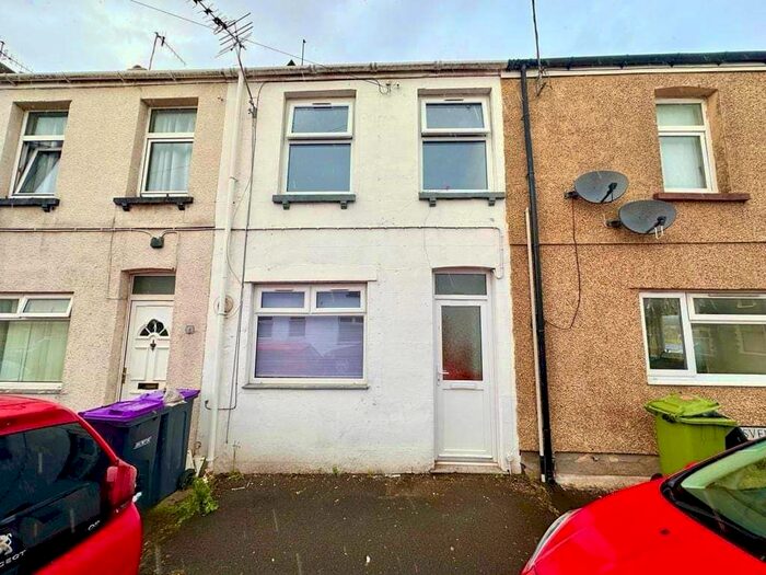 2 Bedroom Terraced House To Rent In Grosvenor Place, Sebastopol, Pontypool, NP4