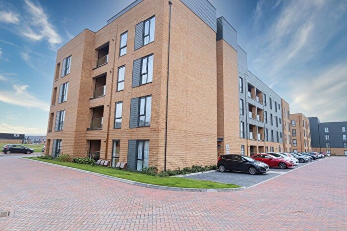 1 Bedroom Flat To Rent In Windstar Drive, Essex, RM15