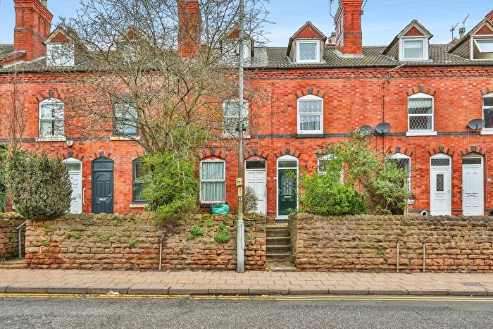 3 Bedroom Terraced House For Sale In Watnall Road, Hucknall, Nottingham, Nottinghamshire, NG15