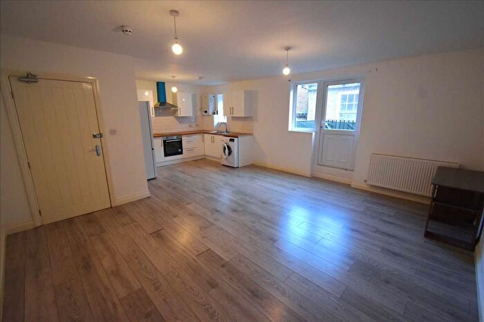 1 Bedroom Flat To Rent In Bull Head Yard, Dartford, DA1
