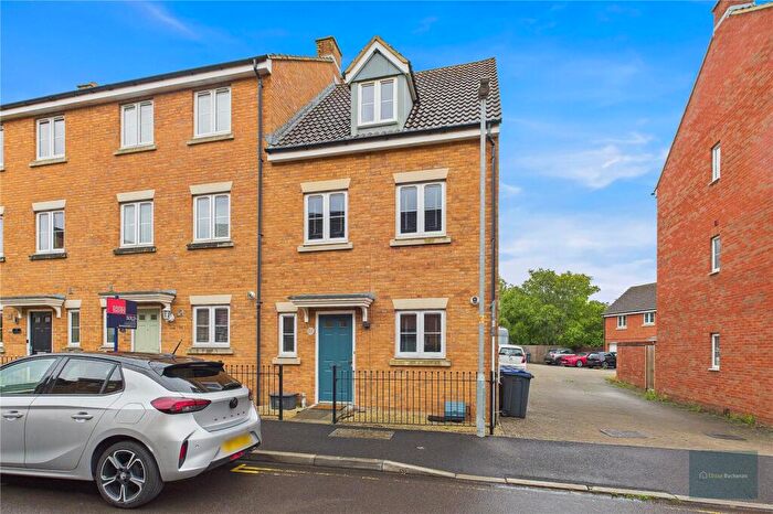 3 Bedroom End Of Terrace House For Sale In Cottles Barton, Trowbridge, BA14
