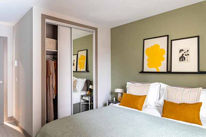 1 Bedroom Apartment To Rent In Candleriggs, Trongate, Glasgow, G1