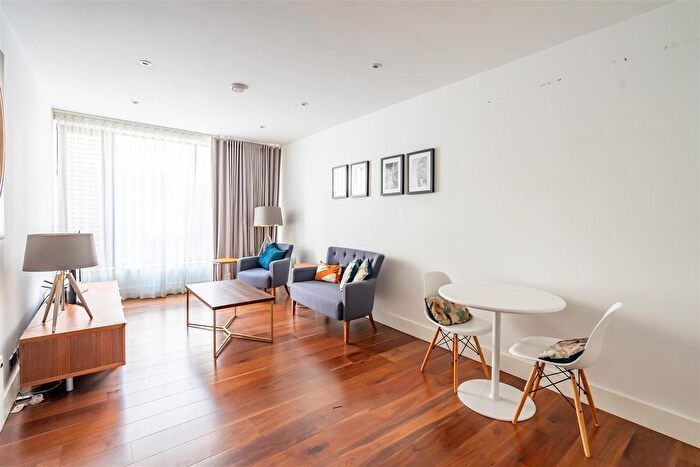 1 Bedroom Flat To Rent In Apartment Castle Chambers, Clifford Street, York, YO1