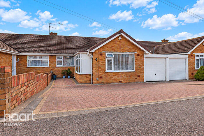 2 Bedroom Bungalow For Sale In Pankhurst Road, Rochester, ME3