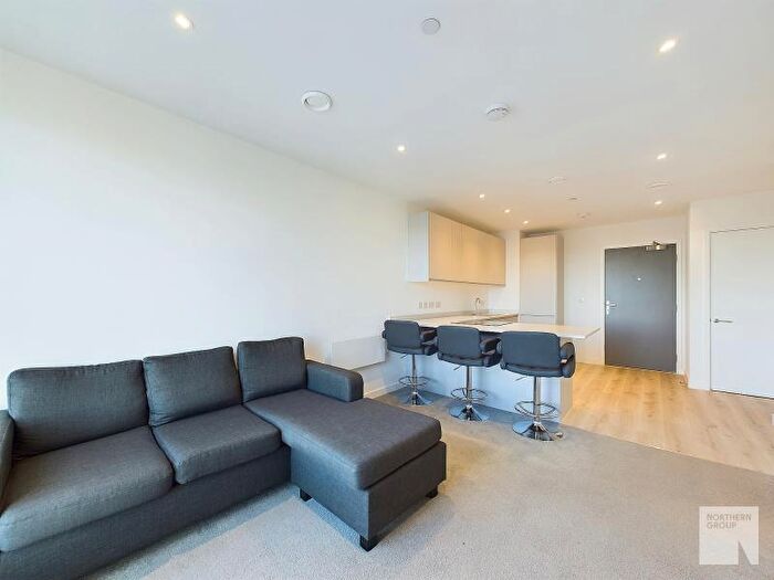 1 Bedroom Apartment To Rent In Apt, Old Trafford, NO1