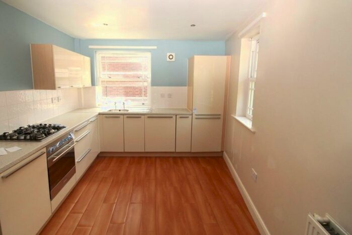 2 Bedroom Apartment To Rent In College Street, Rotherham, South Yorkshire, S65