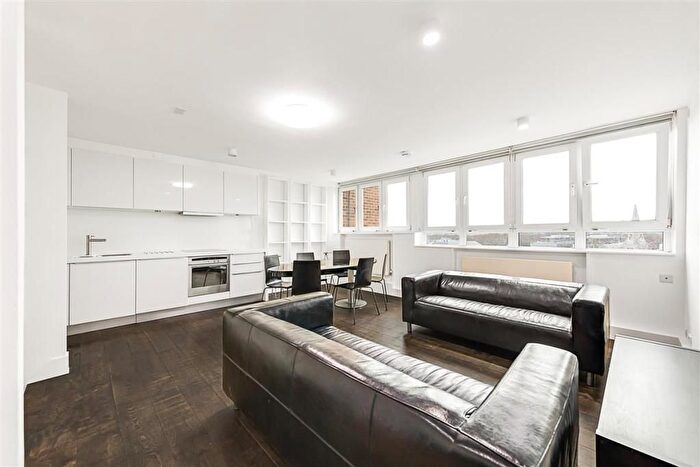 3 Bedroom Flat To Rent In Ebury Street, London, SW1W