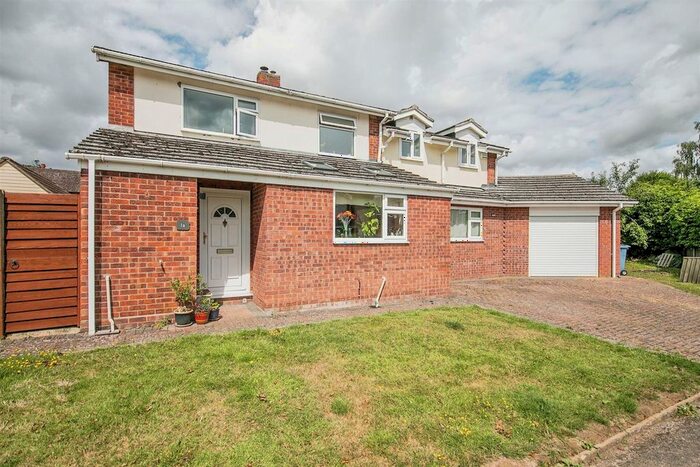 4 Bedroom Property To Rent In Oaklands, Leavenheath, Colchester, CO6
