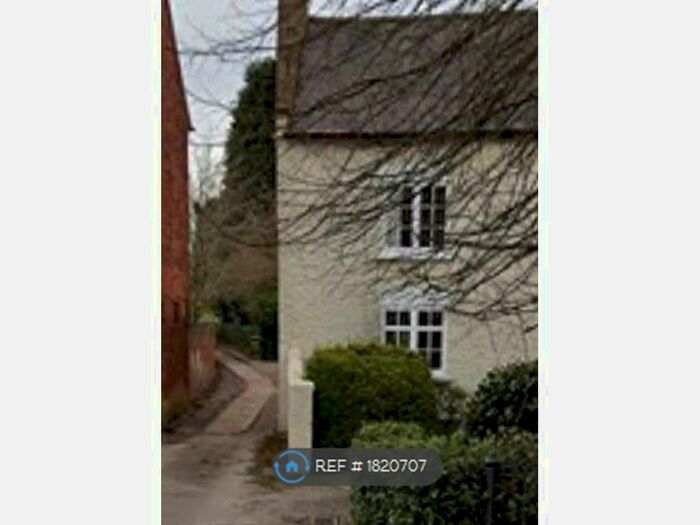 1 Bedroom Flat To Rent In High Street, Albrighton, Wolverhampton, WV7