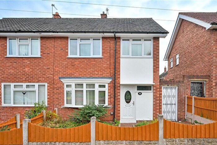 3 Bedroom Semi-Detached House For Sale In Coleridge Drive, Highfields, Stafford, Staffordshire, ST17