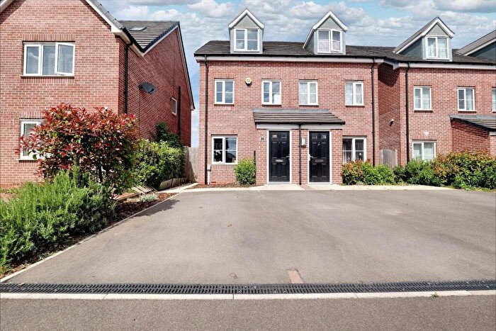 3 Bedroom Semi-Detached House For Sale In Willow Way, Coventry, CV3