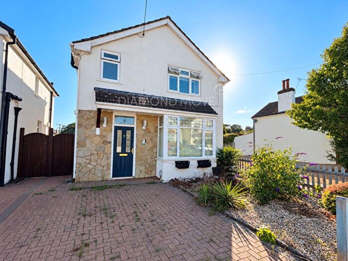 3 Bedroom Flat To Rent In Woodend Road, Deepcut, GU16