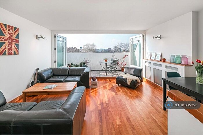 2 Bedroom Flat To Rent In Barnsbury Road, London, N1