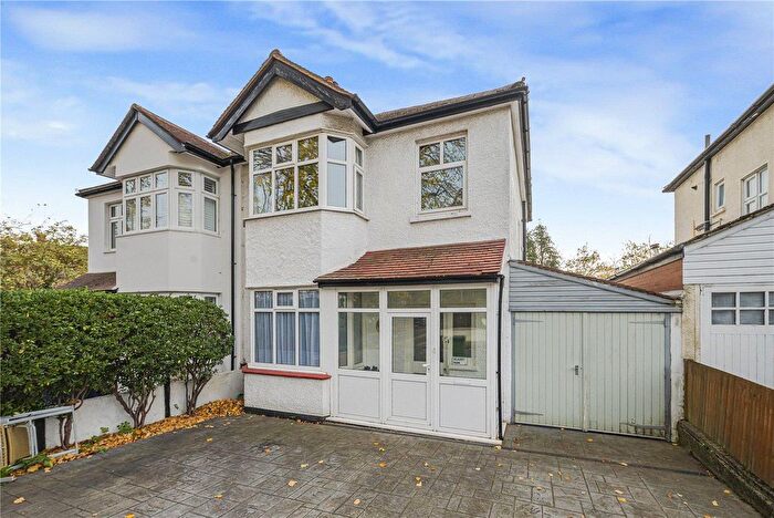 3 Bedroom Semi Detached House For Sale In Nightingale Lane, Bromley, BR1