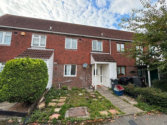 4 Bedroom Terraced House To Rent In Scott Gardens, Hounslow, TW5