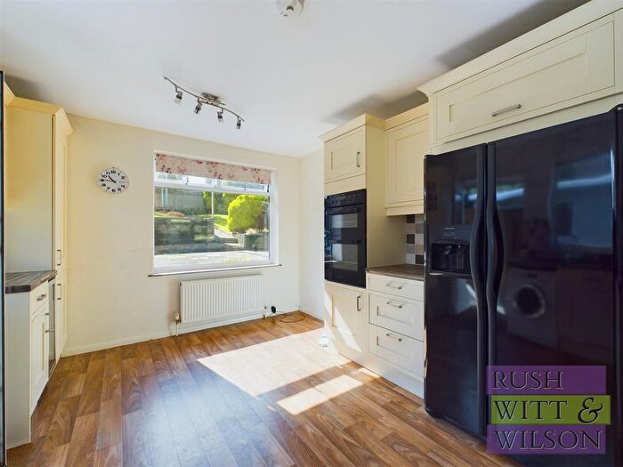 2 Bedroom Detached Bungalow For Sale In Fairlight Road, Hastings, TN35