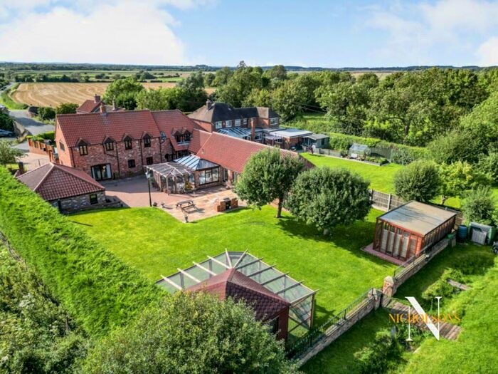 5 Bedroom Detached House For Sale In Main Street, Hayton, Retford, Nottinghamshire, DN22