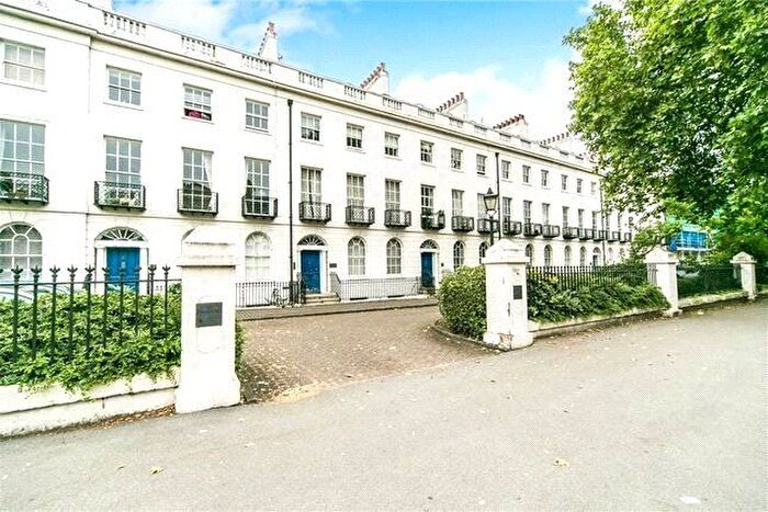 1 Bedroom Flat For Sale In Albion Terrace, London Road, Reading, Berkshire, RG1