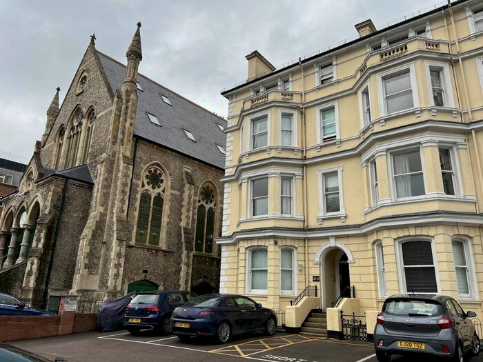 2 Bedroom Flat To Rent In Grantley Court, London Road, Tunbridge Wells, TN1